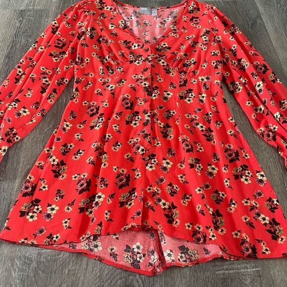 ASOS Red Ditsy Floral Button Front Blouse - Size: 4 - Picture 8 of 8
